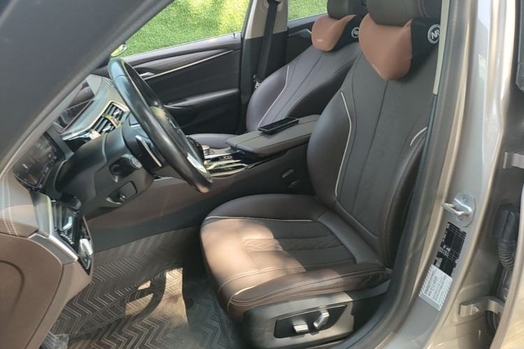 Used BMW 5 Series 2021 530Li Leading Luxury Package Left Front Seat