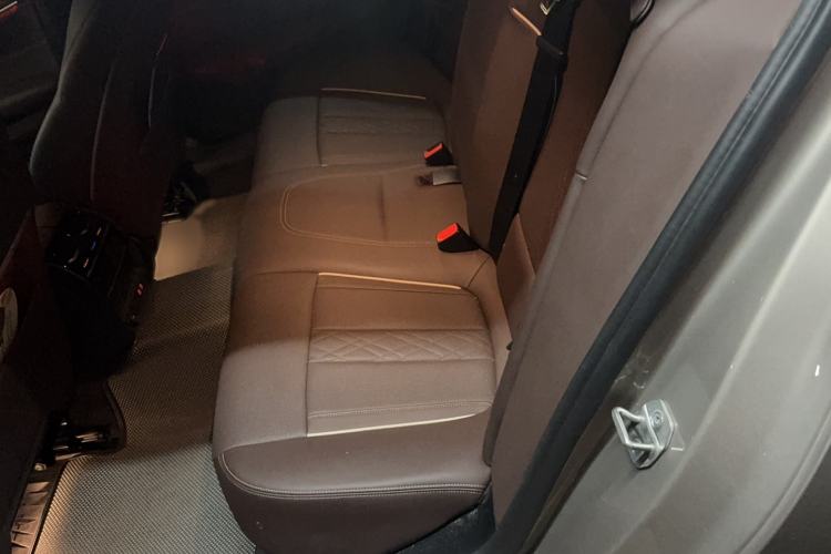 Used BMW 5 Series 2021 Restyled 530Li Leading Edition Luxury Package Left Rear Seat