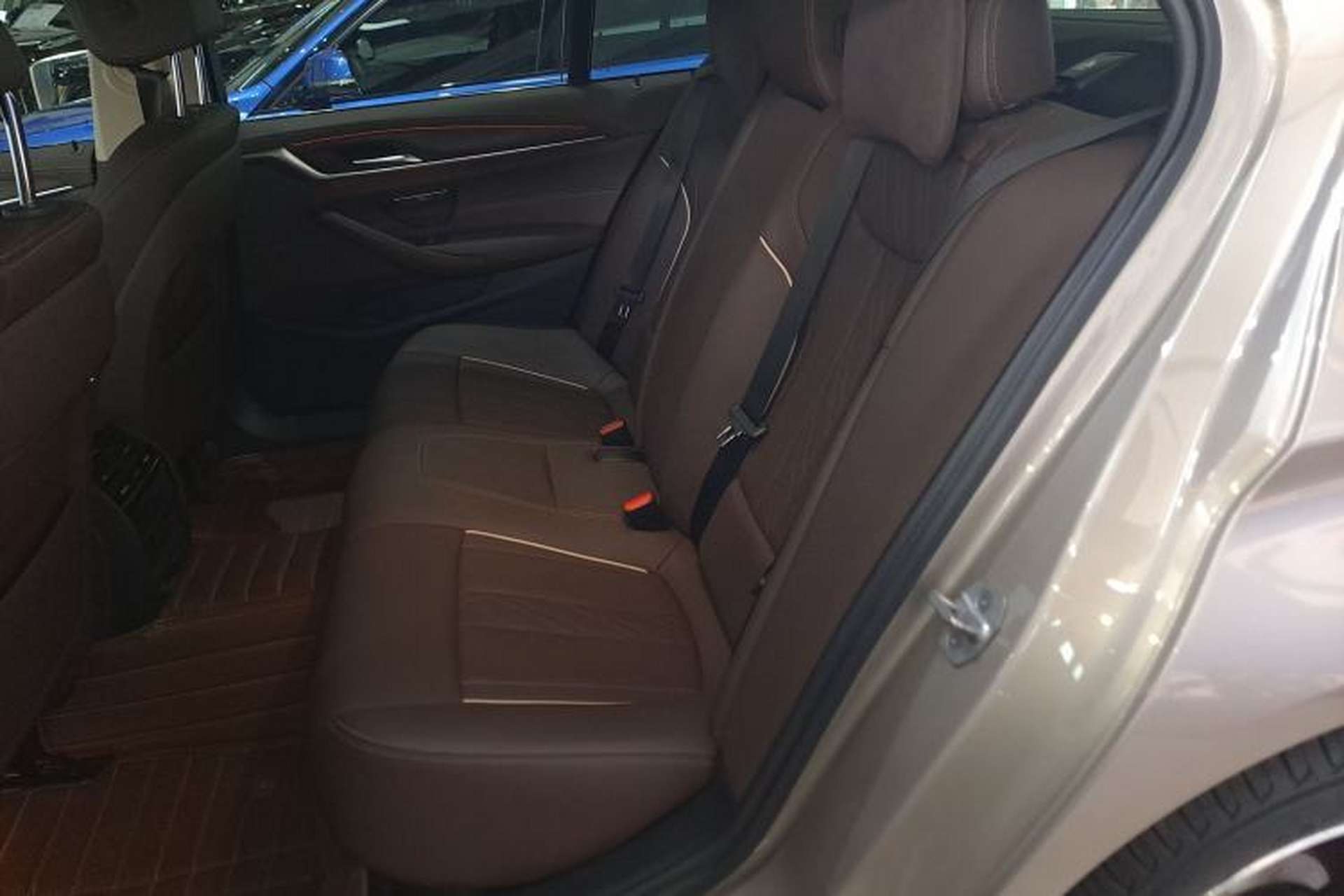 Used BMW 5 Series 2021 530Li Leading Luxury Package Left Rear Seat