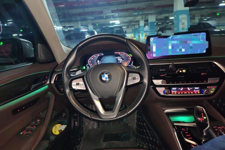 Used BMW 5 Series 2021 530Li Luxury Edition Premium Package Steering Wheel