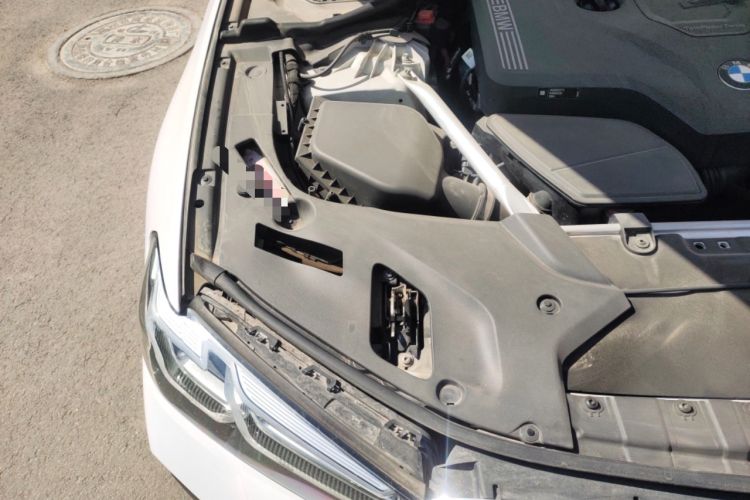 Used BMW 5 Series 2021 Facelifted 530Li Leading Edition M Sport Package Engine Bay Right