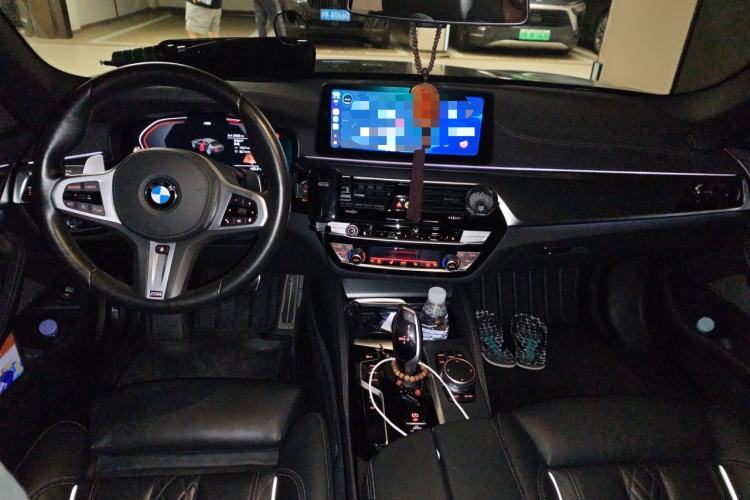 Used BMW 5 Series 2021 540i Sport Line M Sport Package Center Console