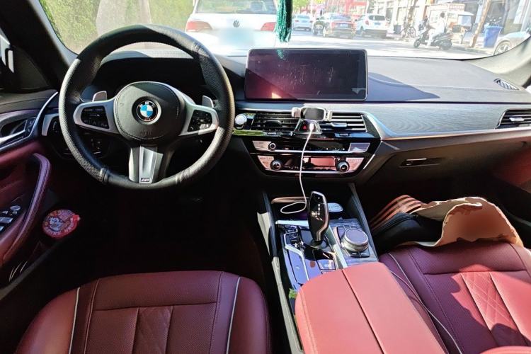 Used BMW 5 Series 2021 530Li Leading Model M Sport Package Center Console