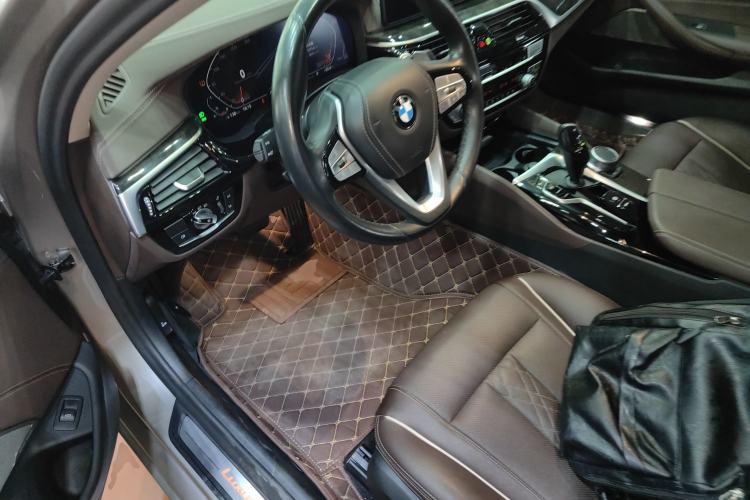 Used BMW 5 Series 2021 530Li Leading Luxury Package Driver Seat