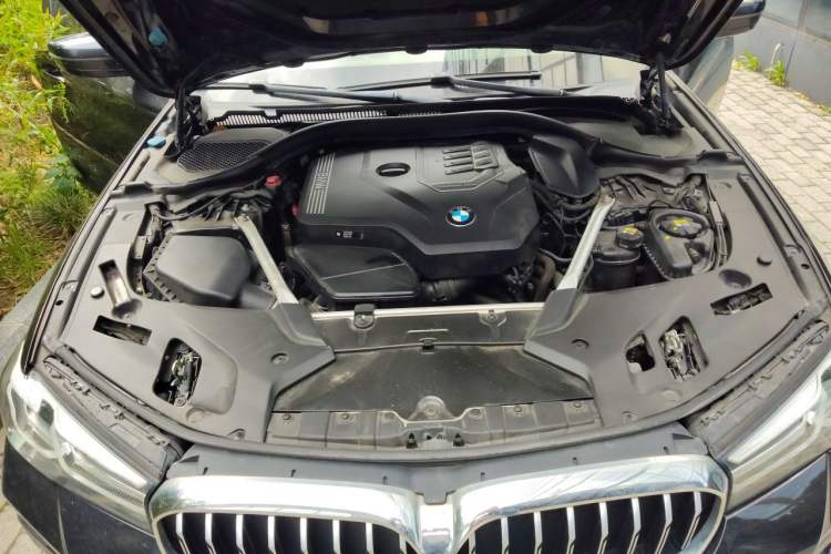 Used BMW 5 Series 2021 530i M Sport Package Engine Bay