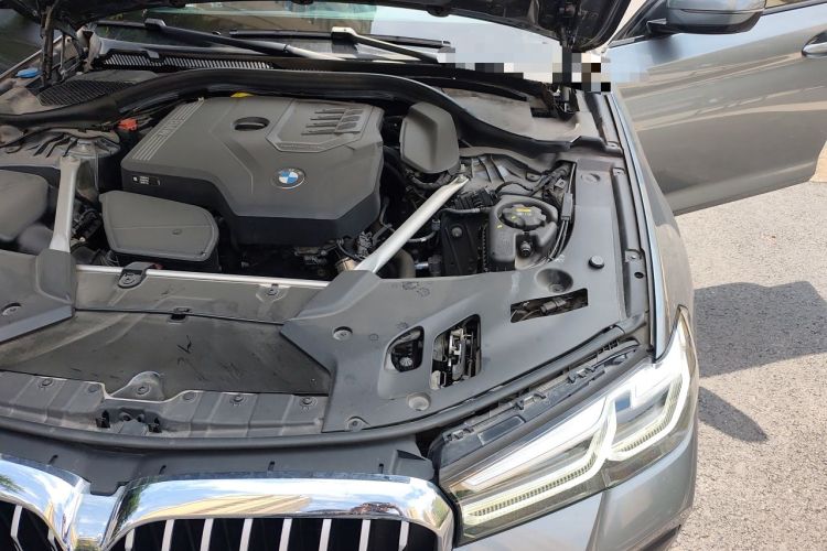 Used BMW 5 Series 2021 525i M Sport Package Engine Bay Left