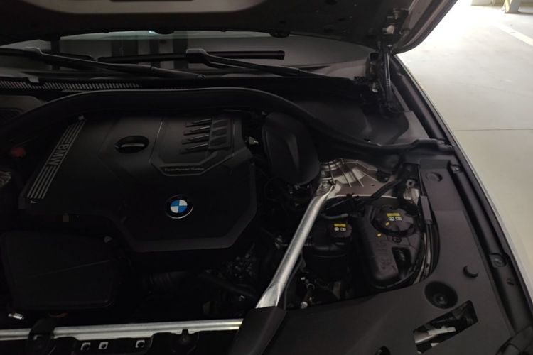 Used BMW 5 Series 2021 530Li Leading Luxury Package Engine Bay Left