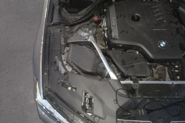 Used BMW 5 Series 2021 530i M Sport Package Engine Bay Right