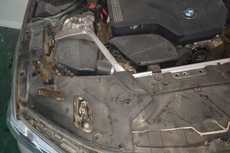 Used BMW 5 Series 2021 525Li Luxury Package Engine Bay Right