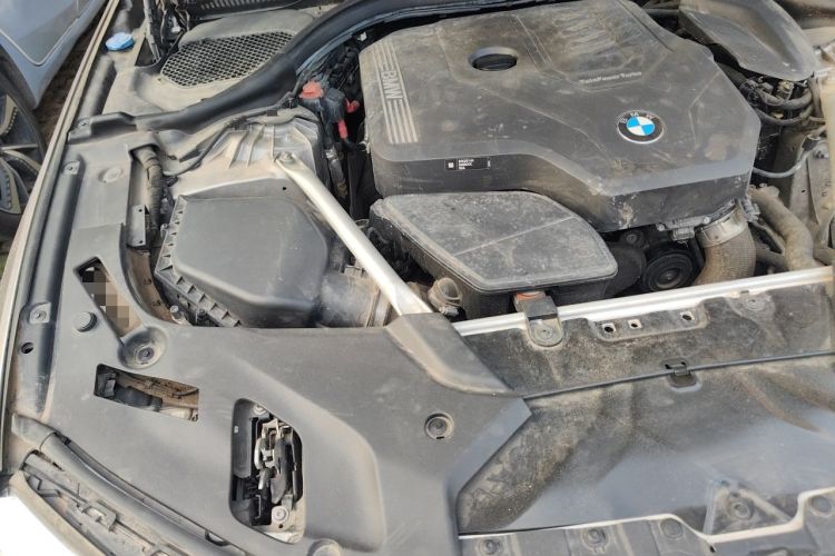 Used BMW 5 Series 2021 525Li Luxury Package Engine Bay Right