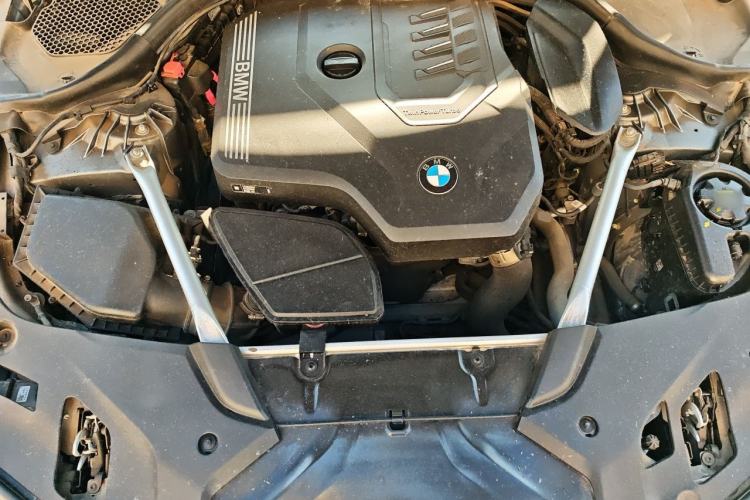 Used BMW 5 Series 2021 525i M Sport Package Engine Bay