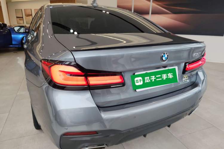 Used BMW 5 Series 2021 530i M Sport Package Exterior 2