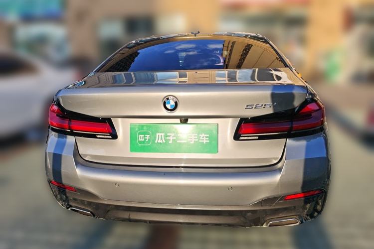 Used BMW 5 Series 2021 525i M Sport Package Exterior 4
