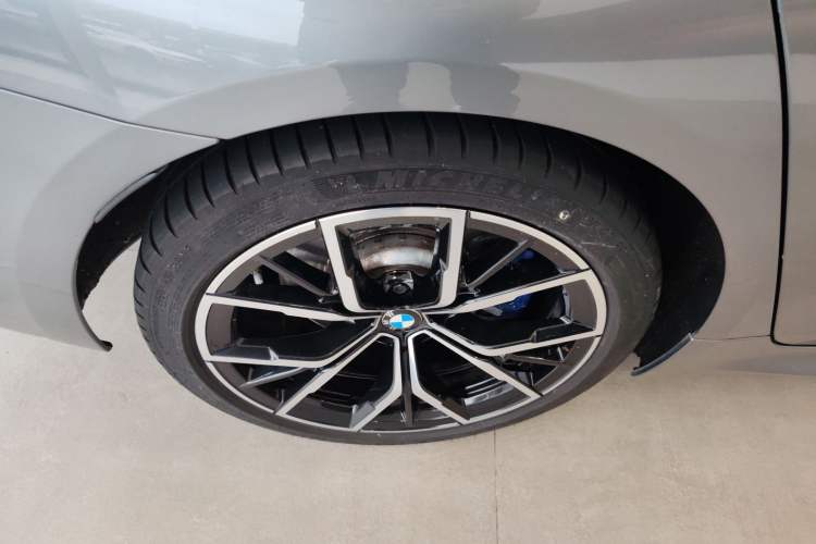 Used BMW 5 Series 2021 530i M Sport Package Exterior 5