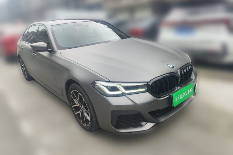 Used BMW 5 Series 2021 525Li M Sport Package Front Right 45 Deg