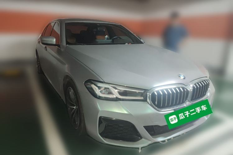 Used BMW 5 Series 2021 Facelifted 525Li M Sport Package Front Right 45 Deg