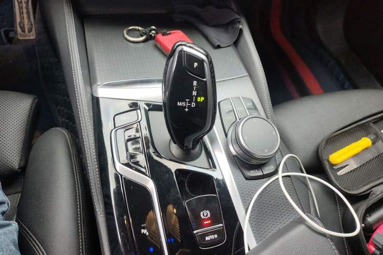 Used BMW 5 Series 2021 525i M Sport Package Gear Lever