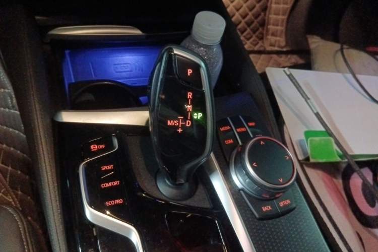 Used BMW 5 Series 2021 530i M Sport Package Gear Lever