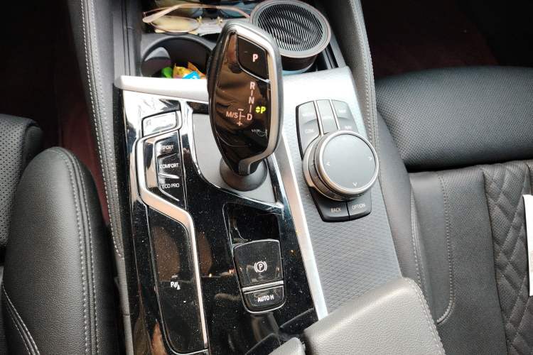 Used BMW 5 Series 2021 530i M Sport Package Gear Lever
