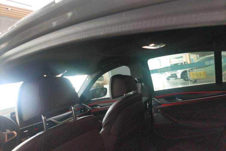 Used BMW 5 Series 2021 540i Sport Line M Sport Package Headliner