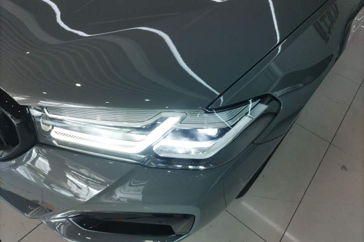 Used BMW 5 Series 2021 540i Sport Line M Sport Package Left Front Headlight