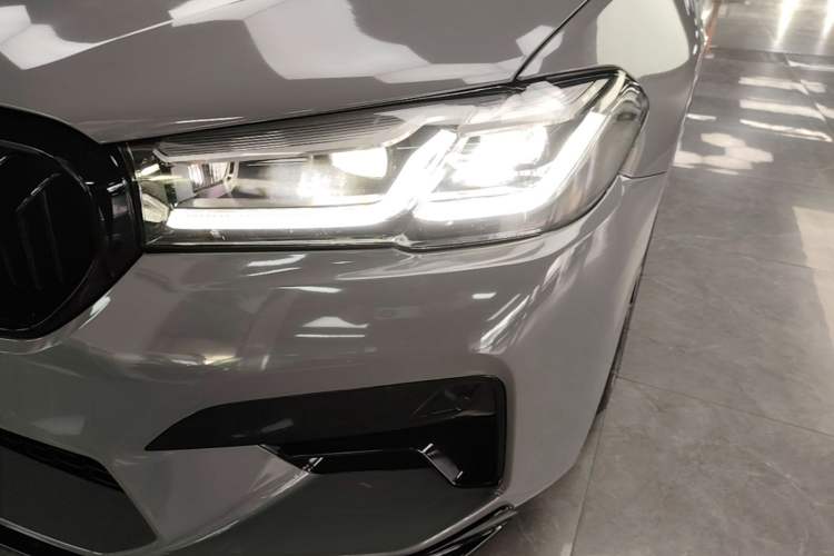 Used BMW 5 Series 2021 530Li Luxury Edition M Sport Package Left Front Headlight