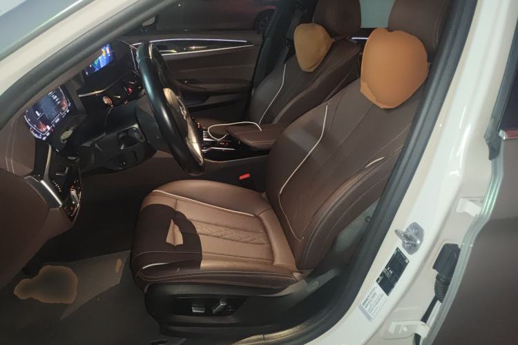 Used BMW 5 Series 2021 Facelifted 525Li M Sport Package Left Front Seat