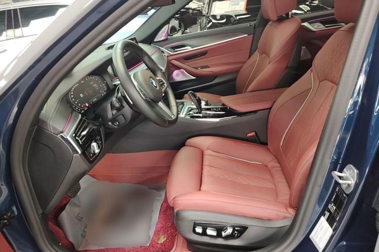 Used BMW 5 Series 2021 530Li Luxury Edition M Sport Package Left Front Seat