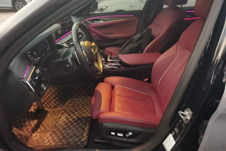 Used BMW 5 Series 2021 530Li Luxury Edition M Sport Package Left Front Seat