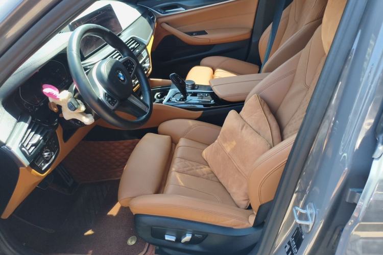 Used BMW 5 Series 2021 525i M Sport Package Left Front Seat