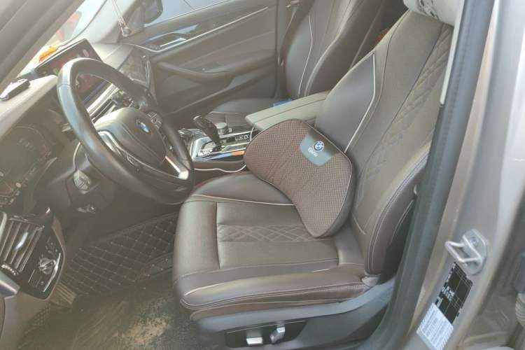 Used BMW 5 Series 2021 525Li Luxury Package Left Front Seat