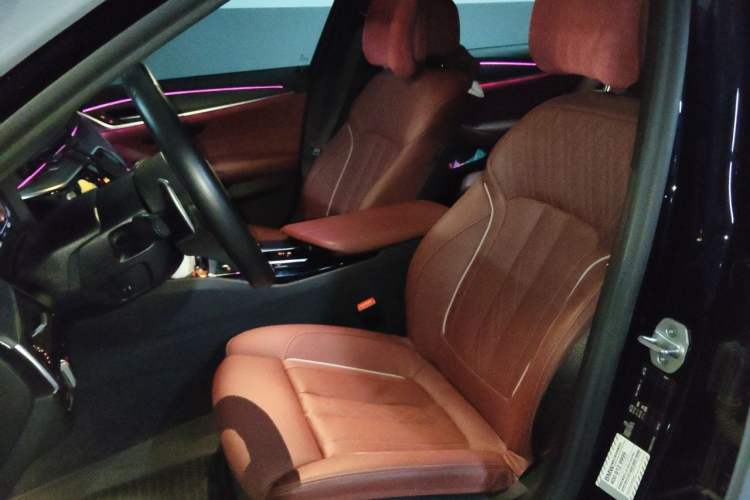 Used BMW 5 Series 2021 530Li Luxury Edition M Sport Package Left Front Seat