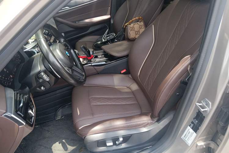 Used BMW 5 Series 2021 530Li Leading Model M Sport Package Left Front Seat