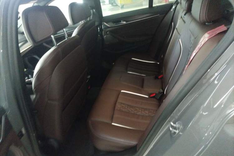 Used BMW 5 Series 2021 540i Sport Line M Sport Package Left Rear Seat