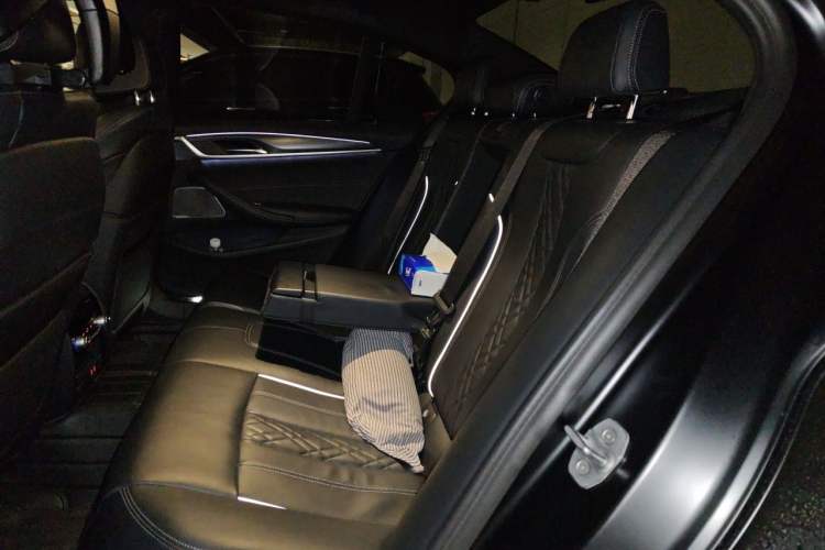 Used BMW 5 Series 2021 540i Sport Line M Sport Package Left Rear Seat