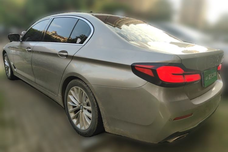 Used BMW 5 Series 2021 525Li Luxury Package Rear Left 45 Deg