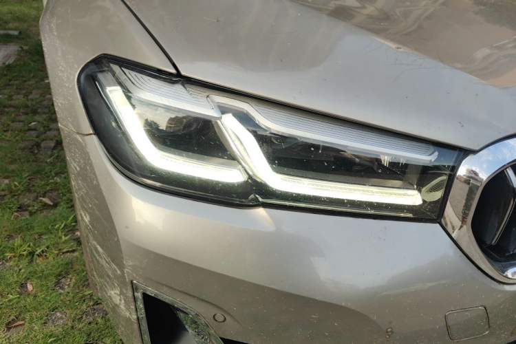 Used BMW 5 Series 2021 525Li Luxury Package Right Front Headlight