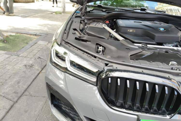 Used BMW 5 Series 2021 525i M Sport Package Right Front Headlight