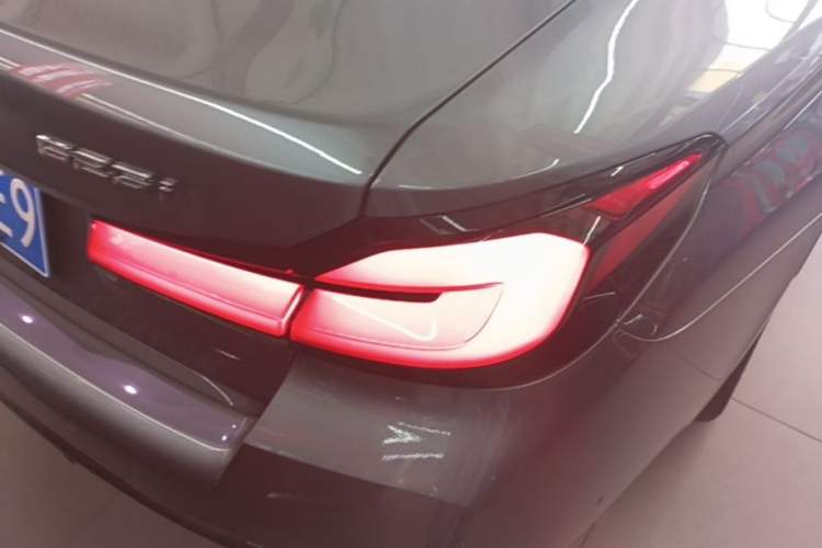 Used BMW 5 Series 2021 525i M Sport Package Right Rear Taillight