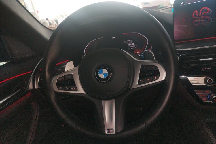 Used BMW 5 Series 2021 540i Sport Line M Sport Package Steering Wheel