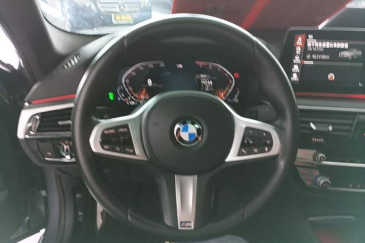 Used BMW 5 Series 2021 525i M Sport Package Steering Wheel