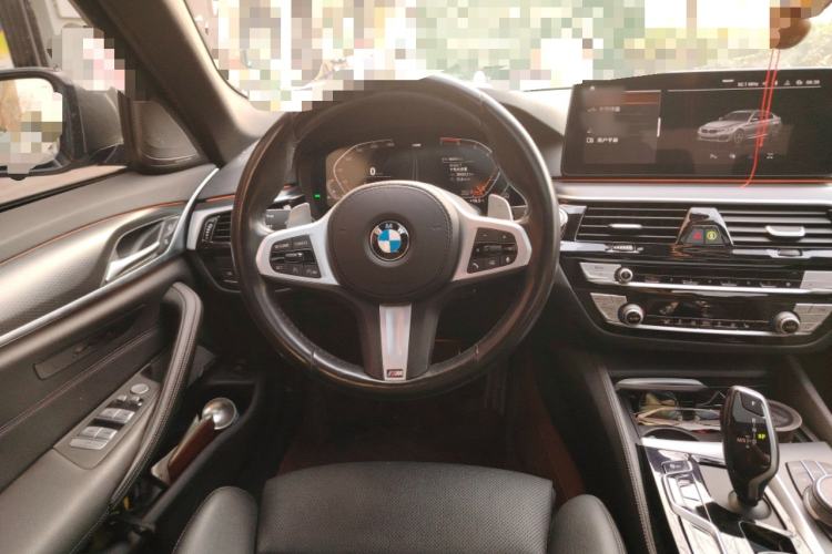 Used BMW 5 Series 2021 530i M Sport Package Steering Wheel