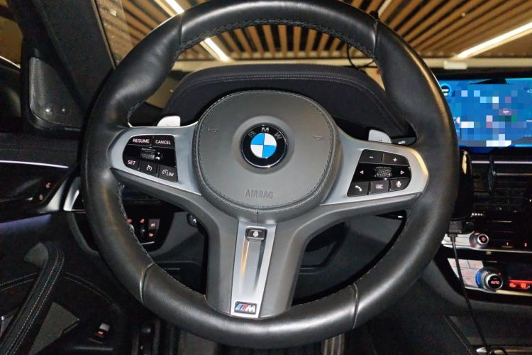 Used BMW 5 Series 2021 540i Sport Line M Sport Package Steering Wheel