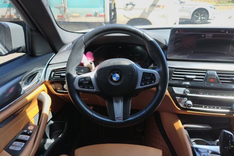 Used BMW 5 Series 2021 525i M Sport Package Steering Wheel