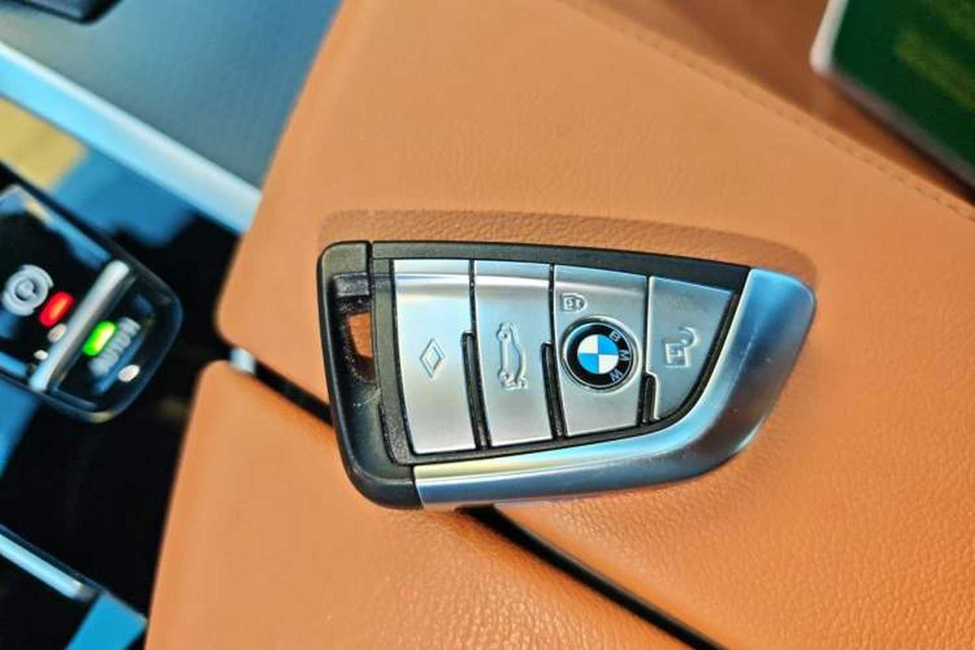 Used BMW 5 Series 2021 525i M Sport Package Vehicle Key