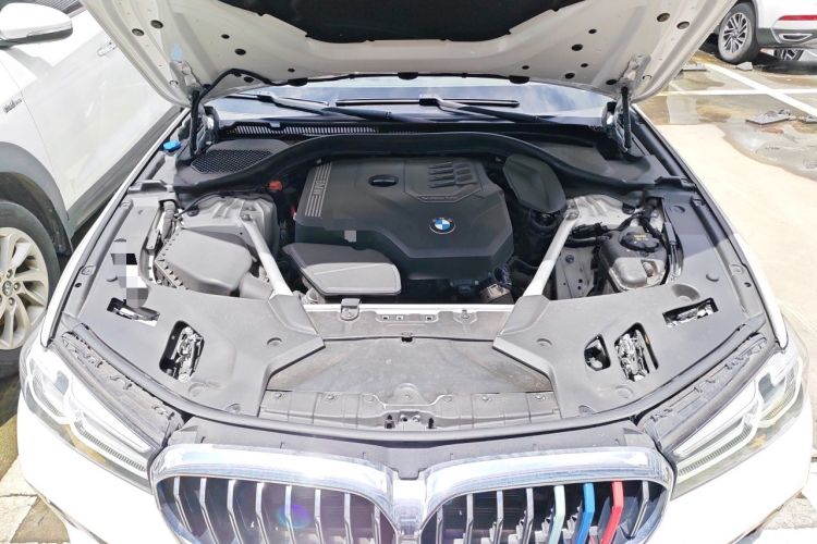 Used BMW 5 Series 2021 525Li Luxury Package Engine Bay
