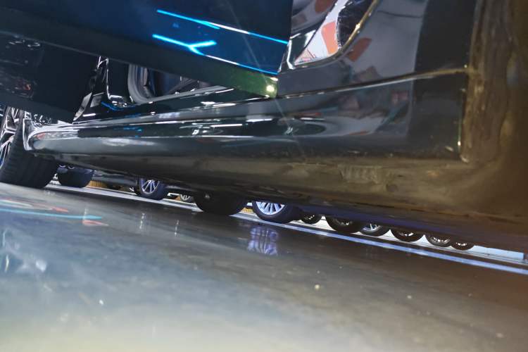 Used BMW 5 Series 2021 540i Sport Line M Sport Package Right Side Sill