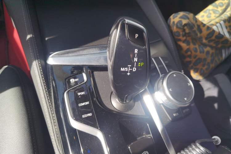 Used BMW 5 Series 2021 525i M Sport Package Gear Lever
