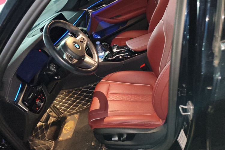 Used BMW 5 Series 2021 525Li M Sport Package Left Front Seat