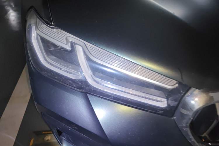 Used BMW 5 Series 2021 Restyled 530Li Luxury Edition M Sport Package Right Front Headlight